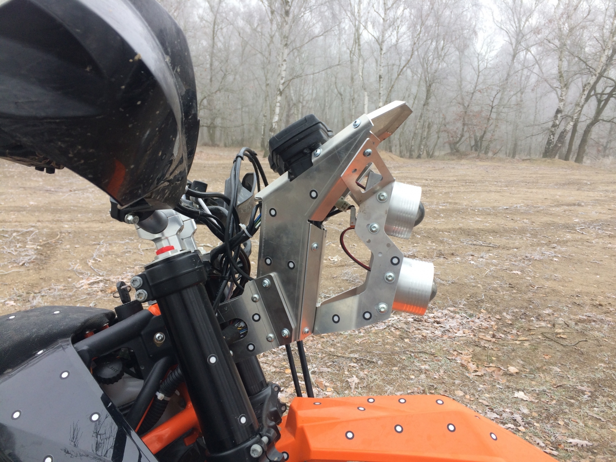 New ktm 690 f2 kit – rade garage