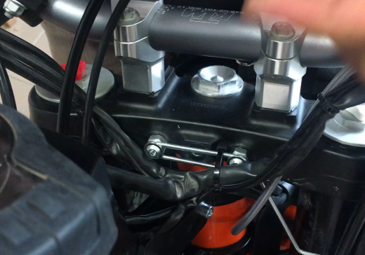Brake hose guide KTM and Husqvarna Brake hose guide KTM and Husqvarna