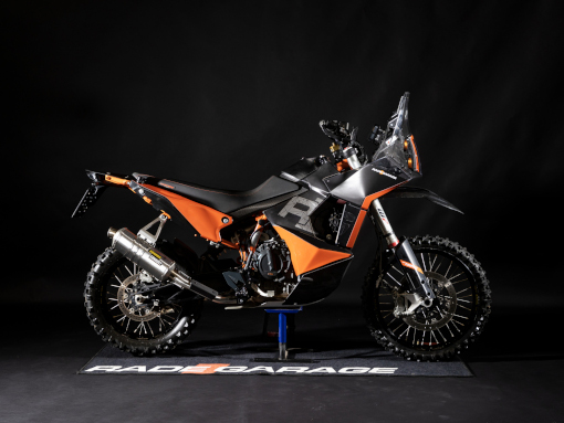 rade-garage-sharon-790-890-exhaust6 rade-garage-sharon-790-890-exhaust6