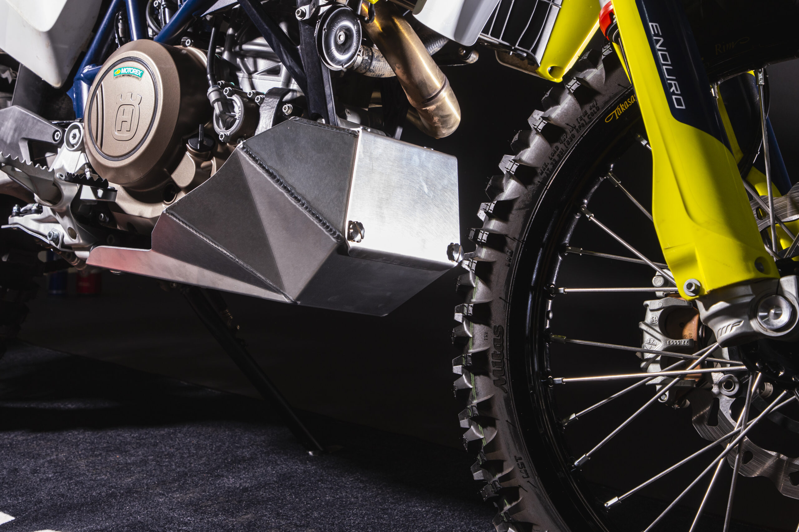 KTM 690 / Husqvarna 701 / GASGAS 700 skidplate Evo2 with toolbox Rade