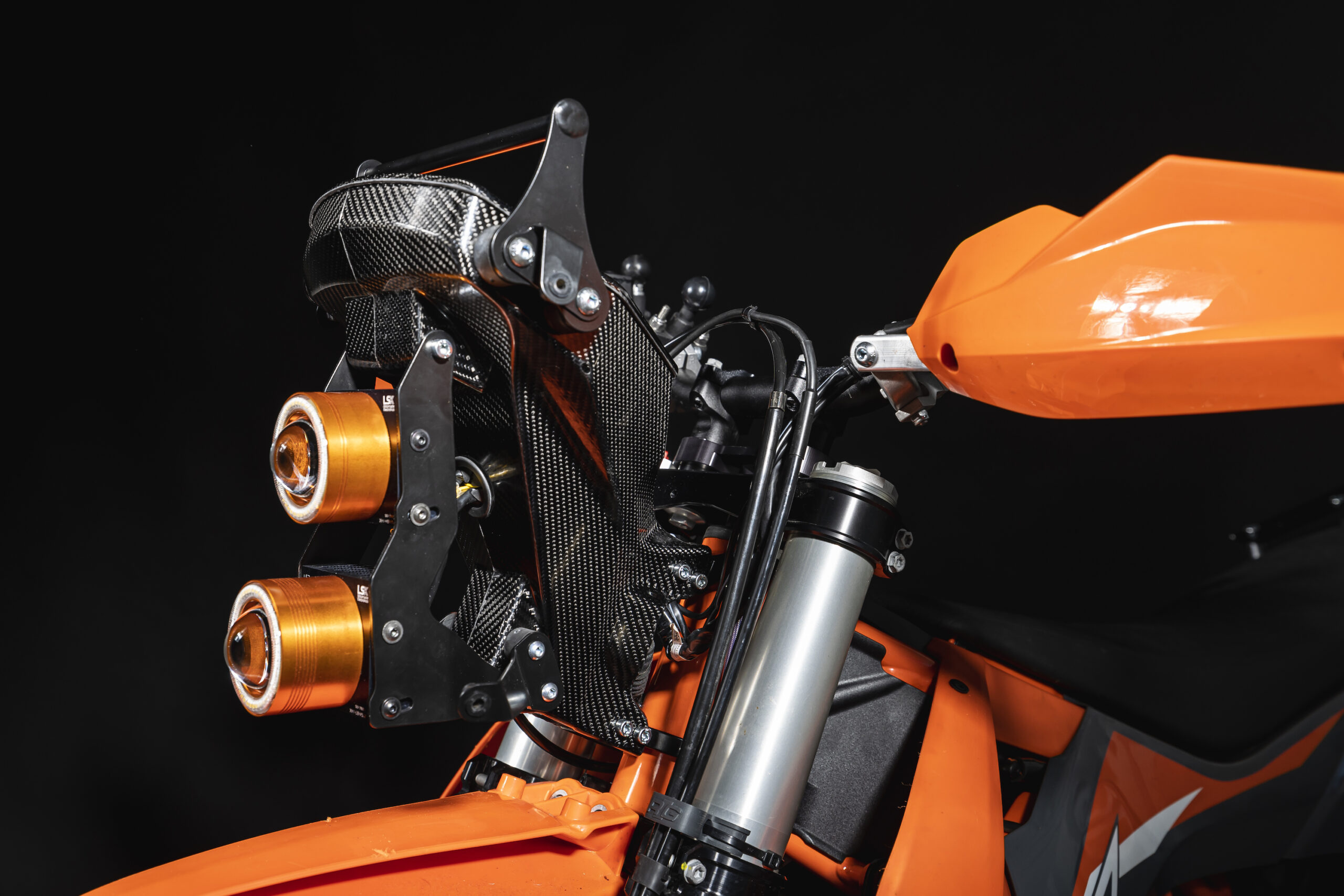KTM 690 K5 Upgrade Rade Garage