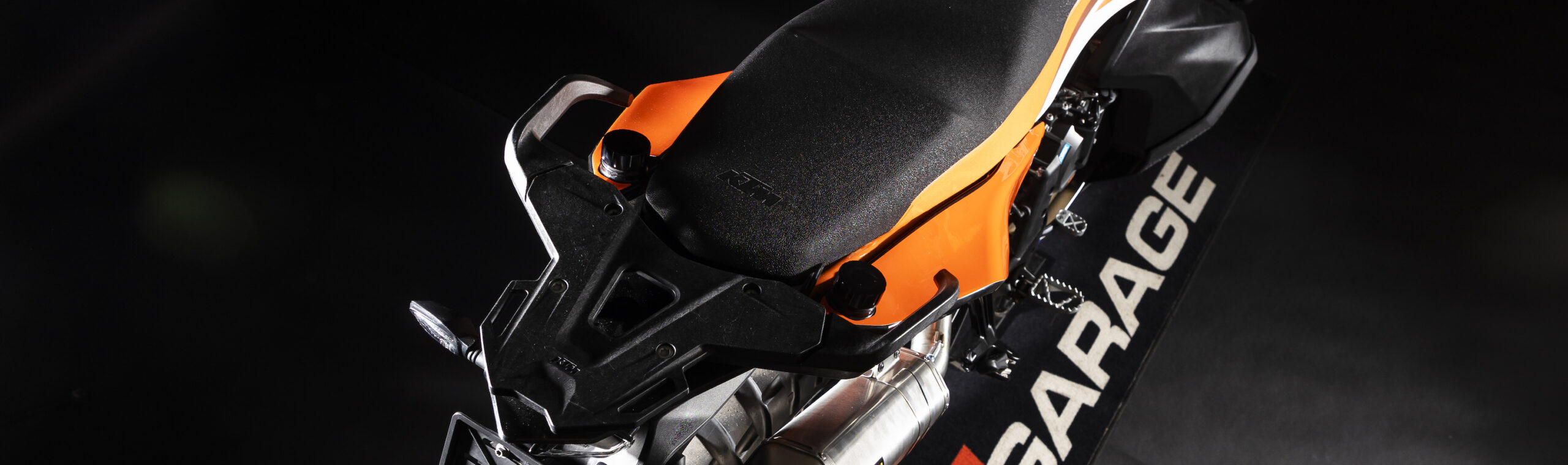 rade garage auxiliary tank