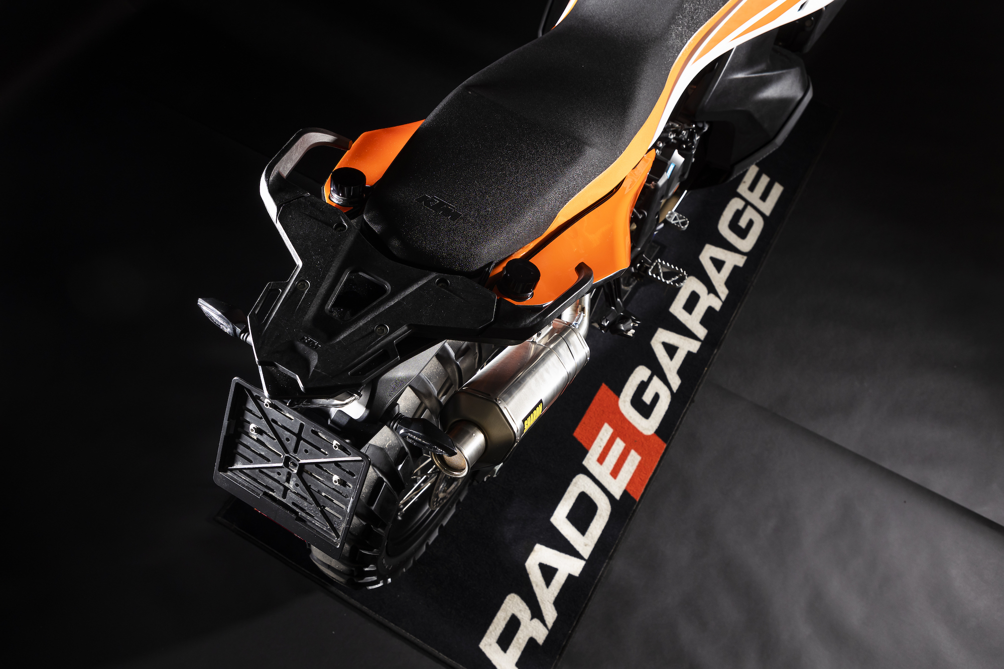 KTM 790 / 890 auxiliary tanks - Rade Garage