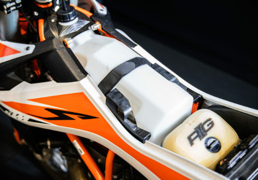 multiair_tank_ktm_690_detail9