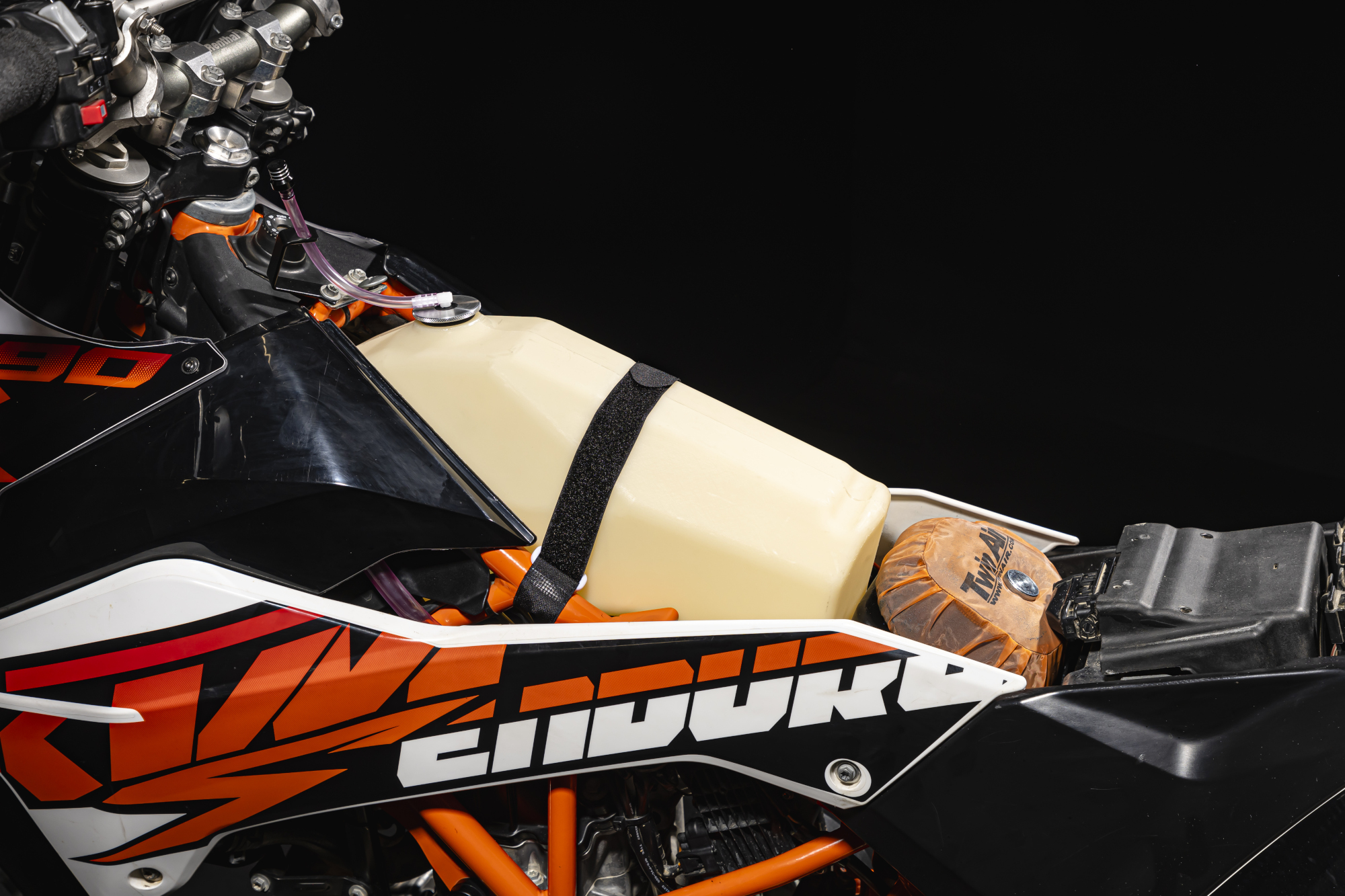 rade garage auxiliary tank