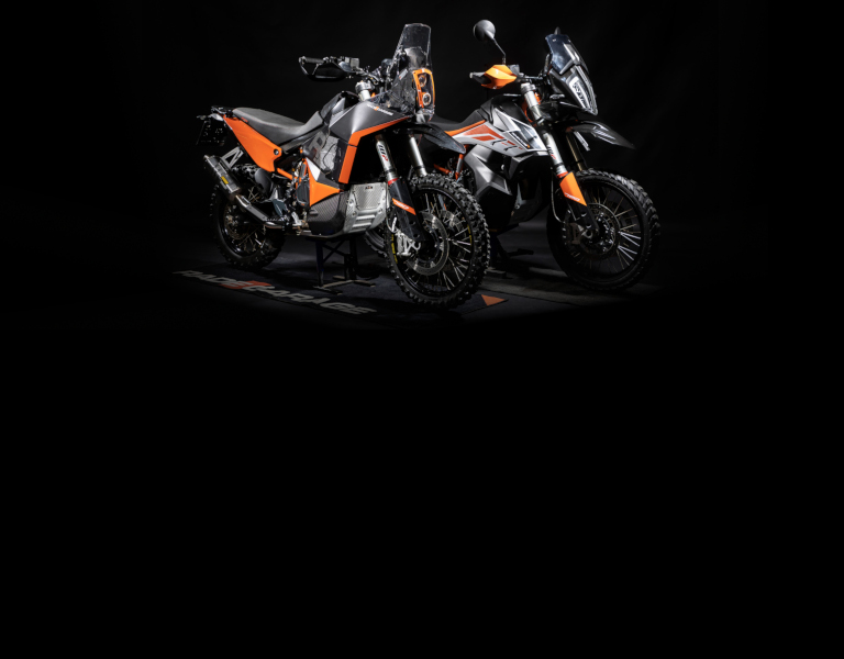 rade-garage-ktm-790-890-rally-set-banner-mobile1