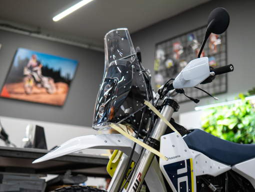 rade-garage-2026-husqvarna-701-landing1 rade-garage-2026-husqvarna-701-landing1