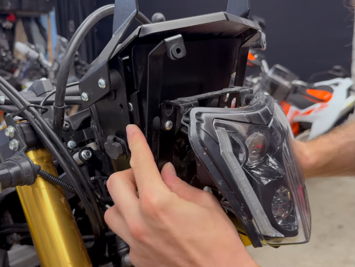 rade-garage-suzuki-drz-lite-kit-video rade-garage-suzuki-drz-lite-kit-video